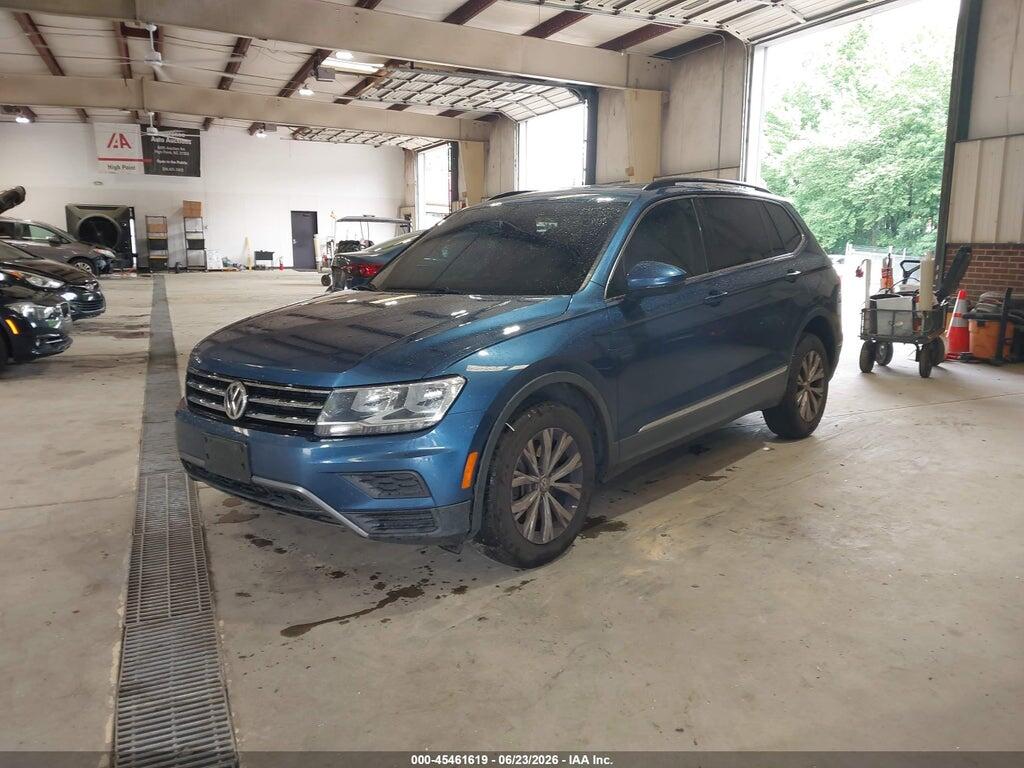 3VV3B7AX6JM050462 2018 VOLKSWAGEN TIGUAN photo no. 2