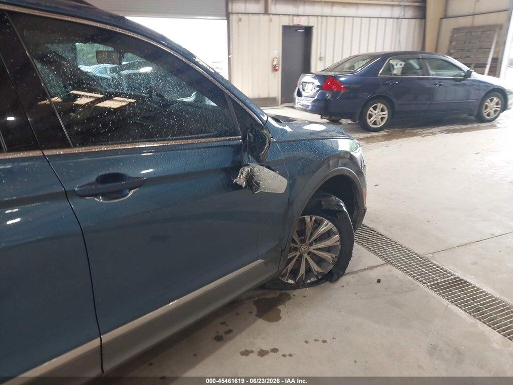 3VV3B7AX6JM050462 2018 VOLKSWAGEN TIGUAN photo no. 6
