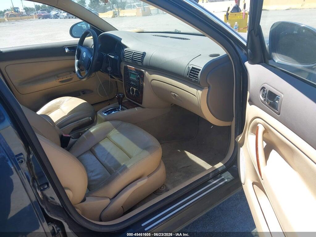 WVWVD63B04E294082 2004 VOLKSWAGEN PASSAT photo no. 5