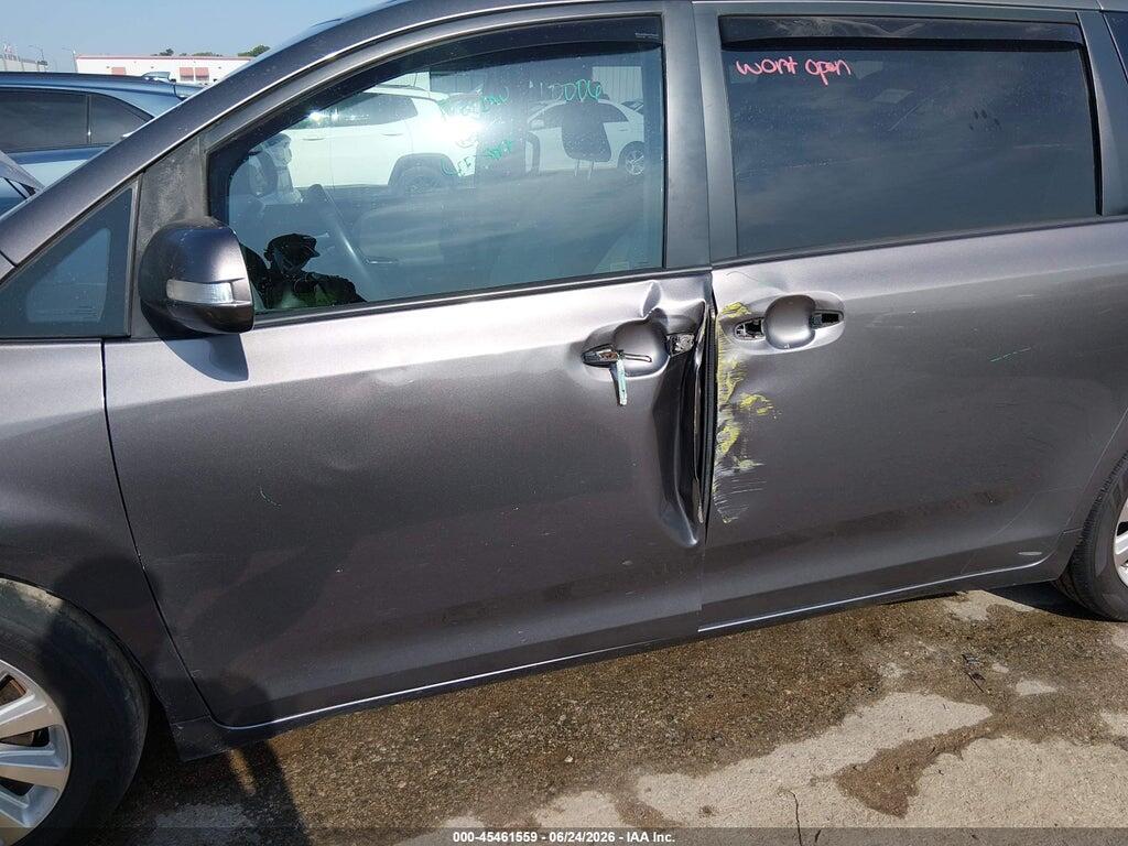 5TDYK3DC7FS531642 2015 TOYOTA SIENNA photo no. 6