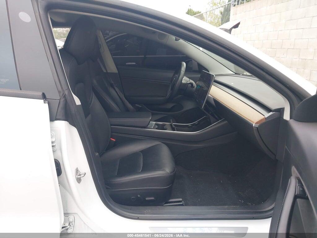 5YJ3E1EA4JF062560 2018 TESLA MODEL 3 photo no. 5