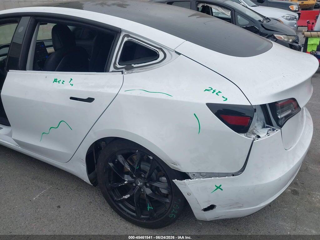 5YJ3E1EA4JF062560 2018 TESLA MODEL 3 photo no. 6