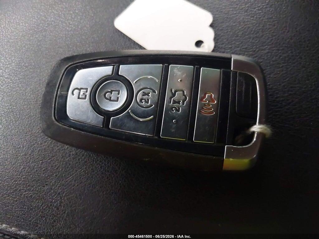 2FMPK4K87HBB68811 2017 FORD EDGE photo no. 11