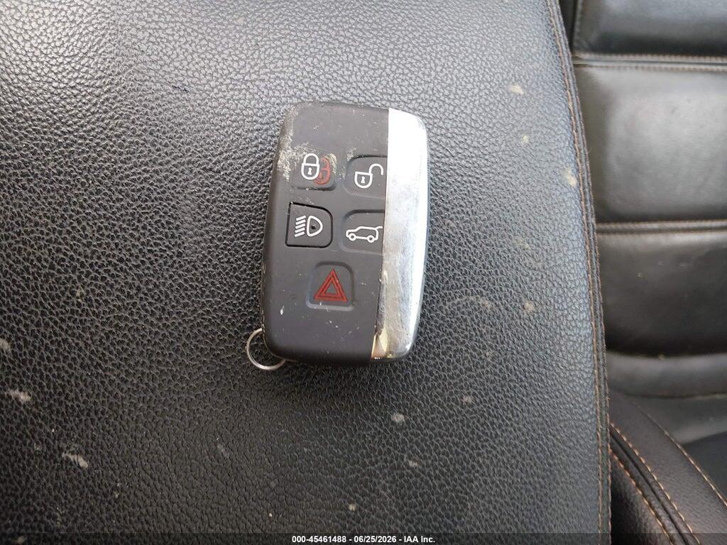 SADCK2FN9JA288946 2018 JAGUAR F-PACE photo no. 11