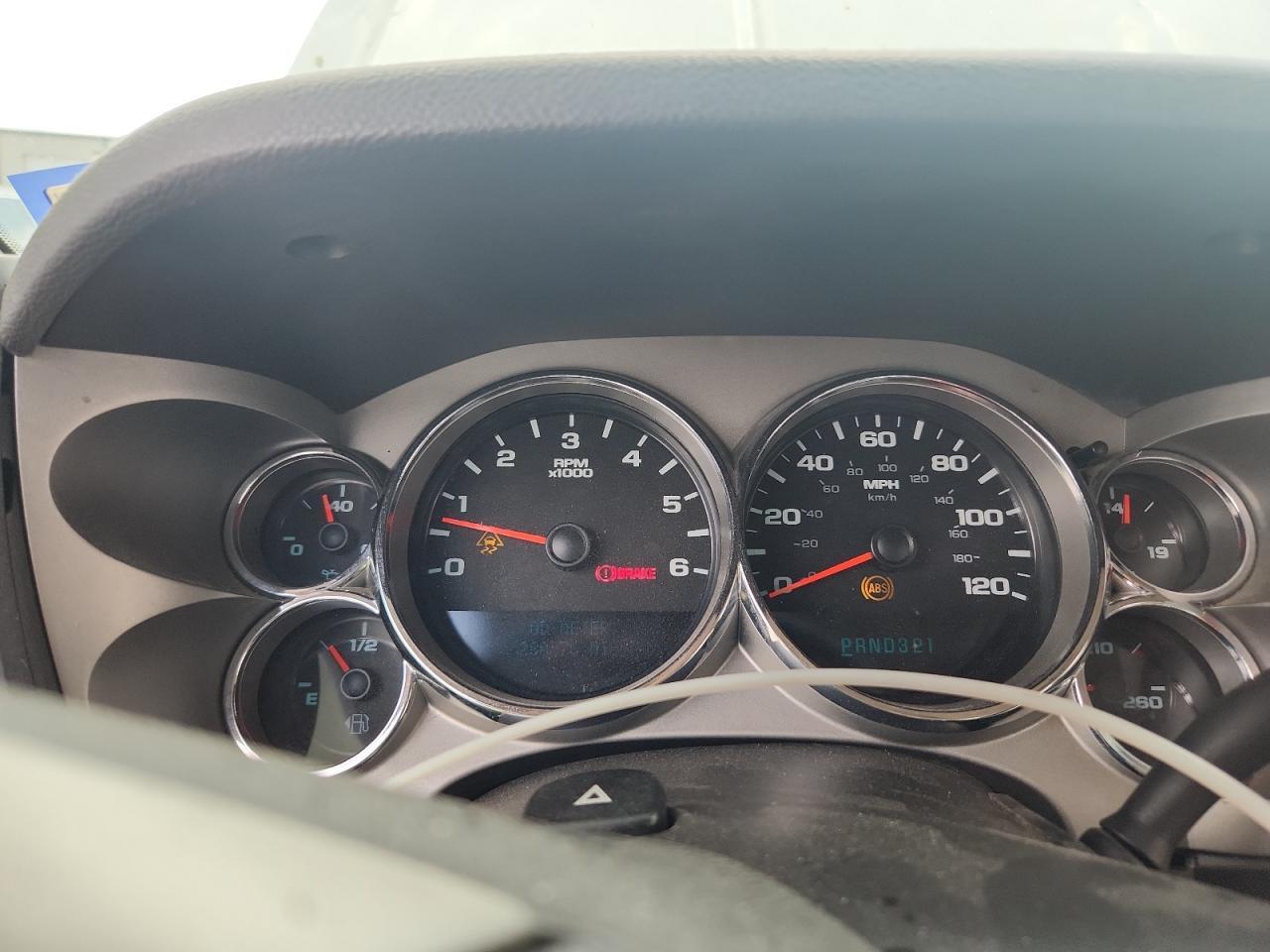 2008 CHEVROLET SILVERADO C1500 — Фото 9 из 12