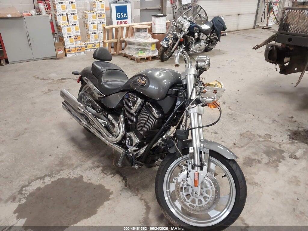 5VPHB26D183000586 2008 VICTORY MOTORCYCLES HAMMER photo no. 1