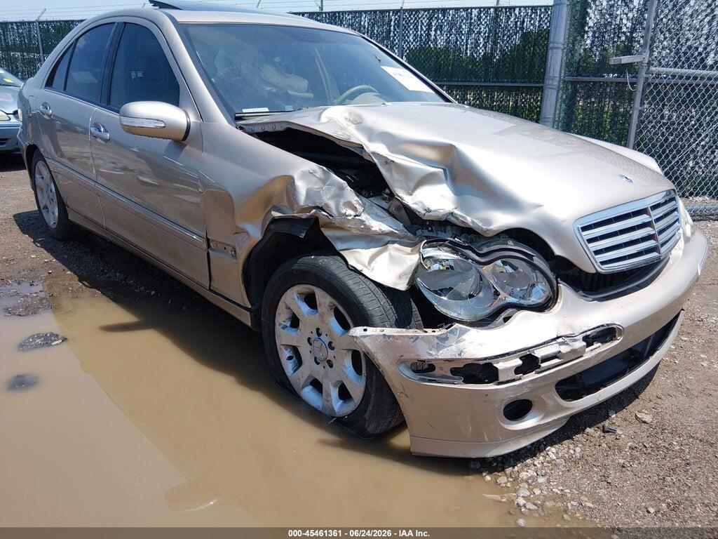 WDBRF61J75F679154 2005 MERCEDES-BENZ C 240 photo no. 6