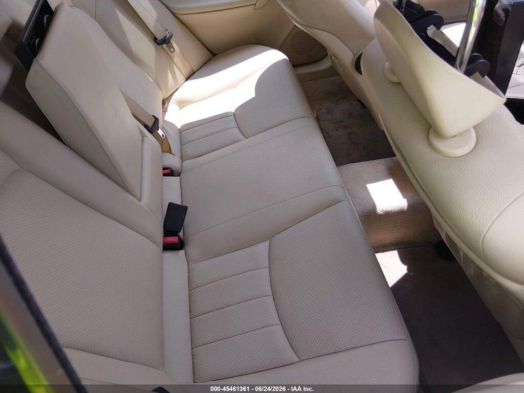 WDBRF61J75F679154 2005 MERCEDES-BENZ C 240 photo no. 8