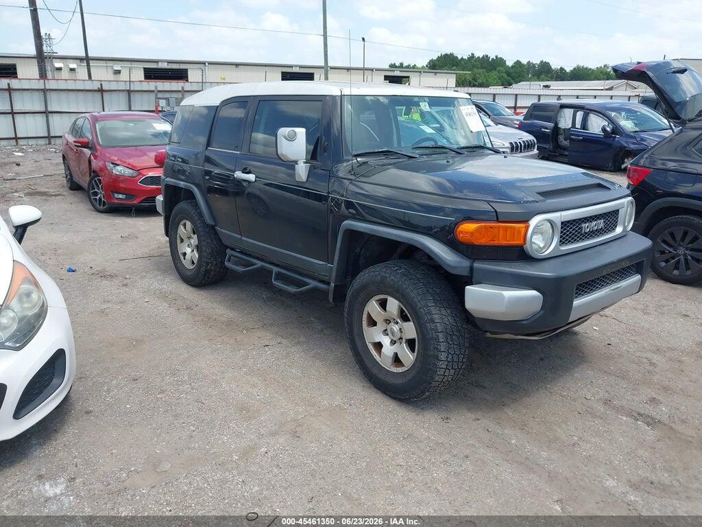 JTEBU11F470014575 2007 TOYOTA FJ CRUISER photo no. 1