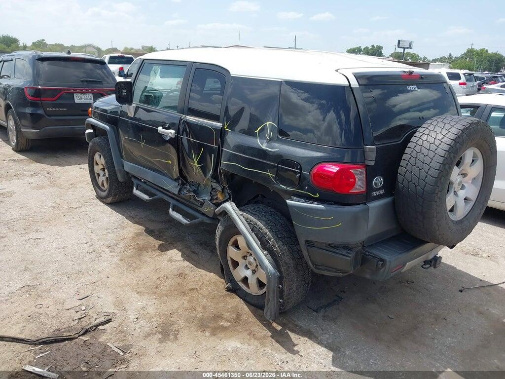 JTEBU11F470014575 2007 TOYOTA FJ CRUISER photo no. 3