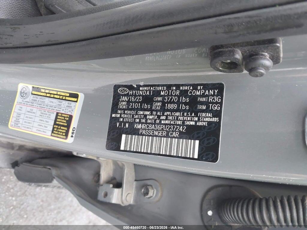 KMHRC8A36PU237242 2023 HYUNDAI VENUE photo no. 9