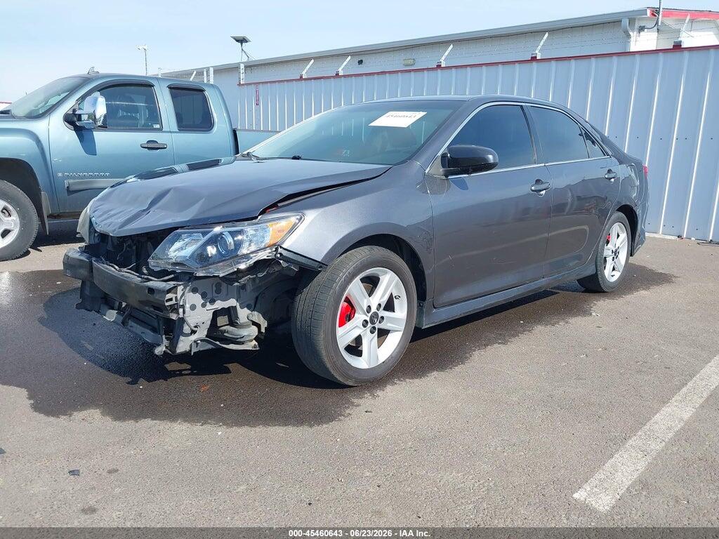 4T1BF1FK0EU346227 2014 TOYOTA CAMRY photo no. 2