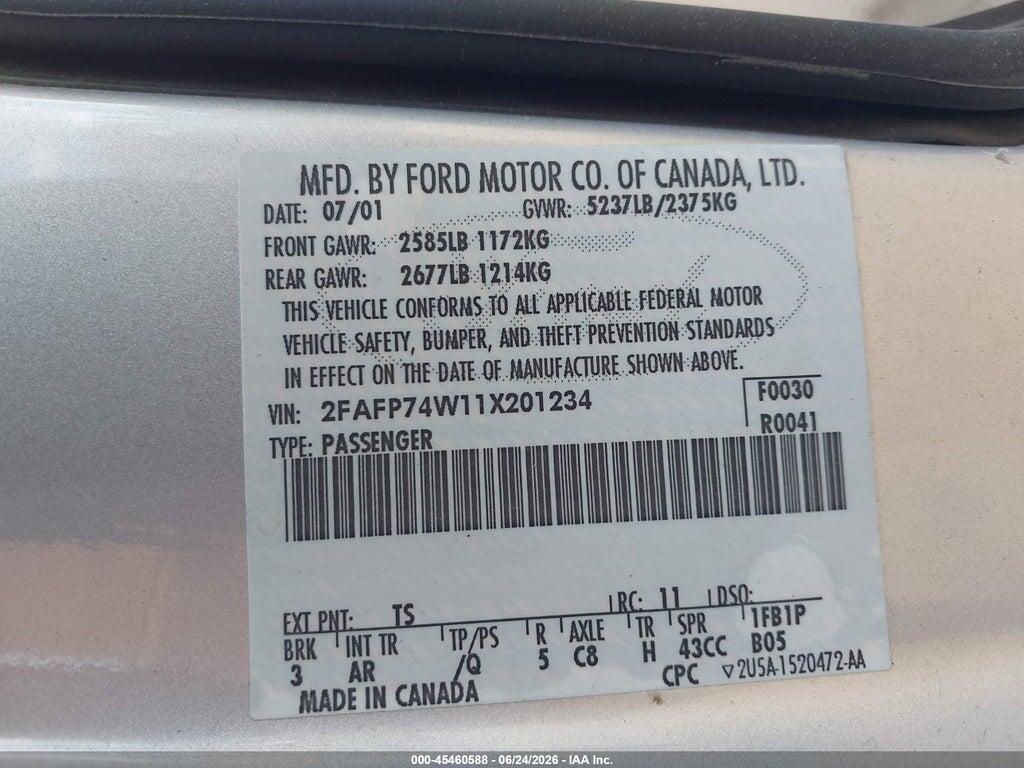 2FAFP74W11X201234 2001 FORD CROWN VICTORIA photo no. 9