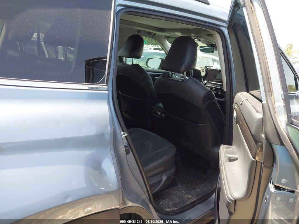 5TDFZRBH2MS073901 2021 TOYOTA HIGHLANDER photo no. 8
