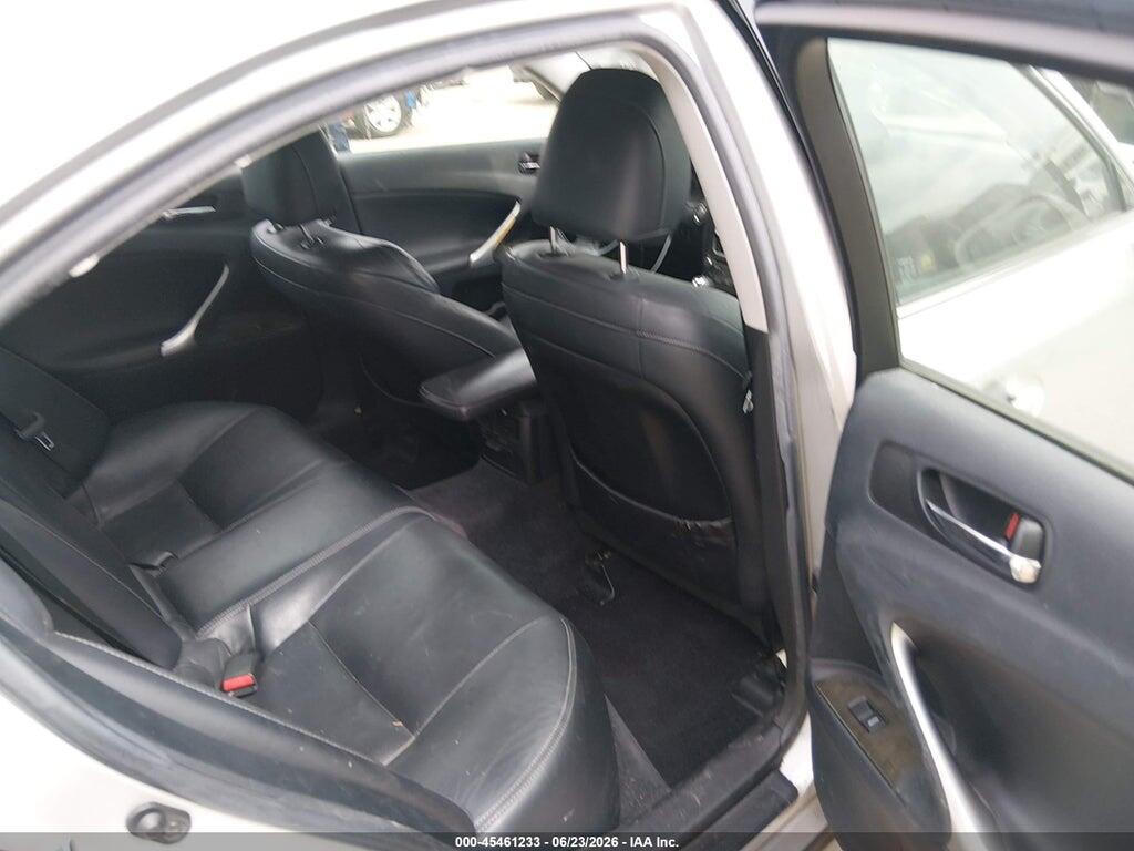 JTHCF5C24A5036671 2010 LEXUS IS 250 photo no. 8