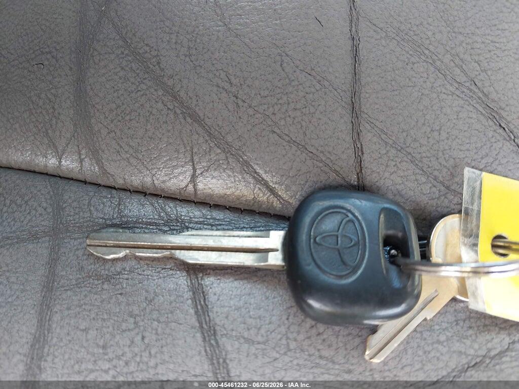 5TDBT44A94S214613 2004 TOYOTA SEQUOIA photo no. 11