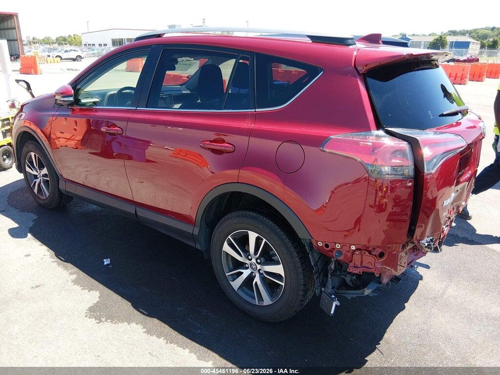 JTMRFREV5JD233719 2018 TOYOTA RAV4 photo no. 3
