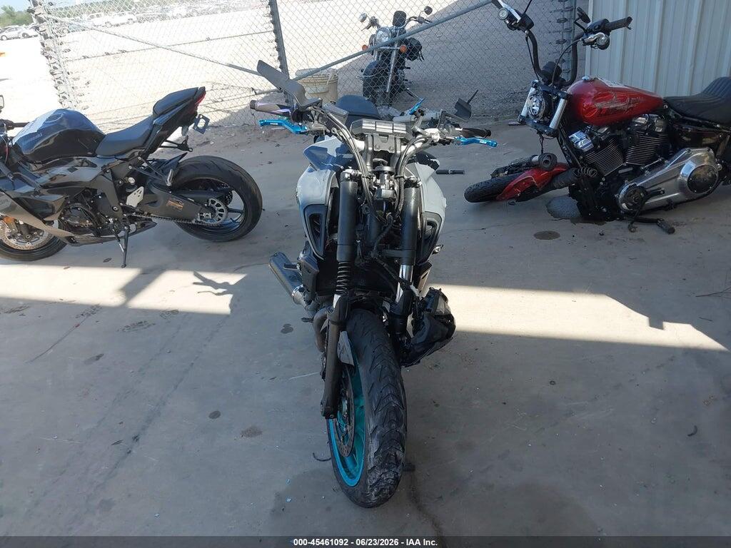 JYARM32E8NA003568 2022 YAMAHA MT07 photo no. 5