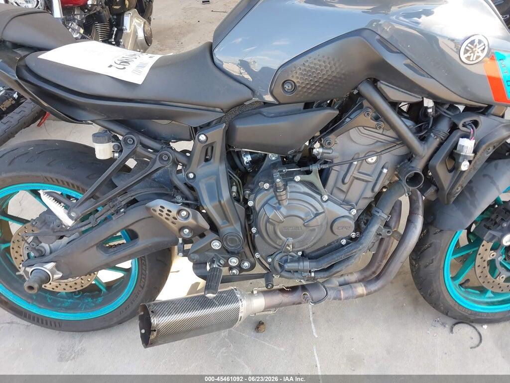 JYARM32E8NA003568 2022 YAMAHA MT07 photo no. 8
