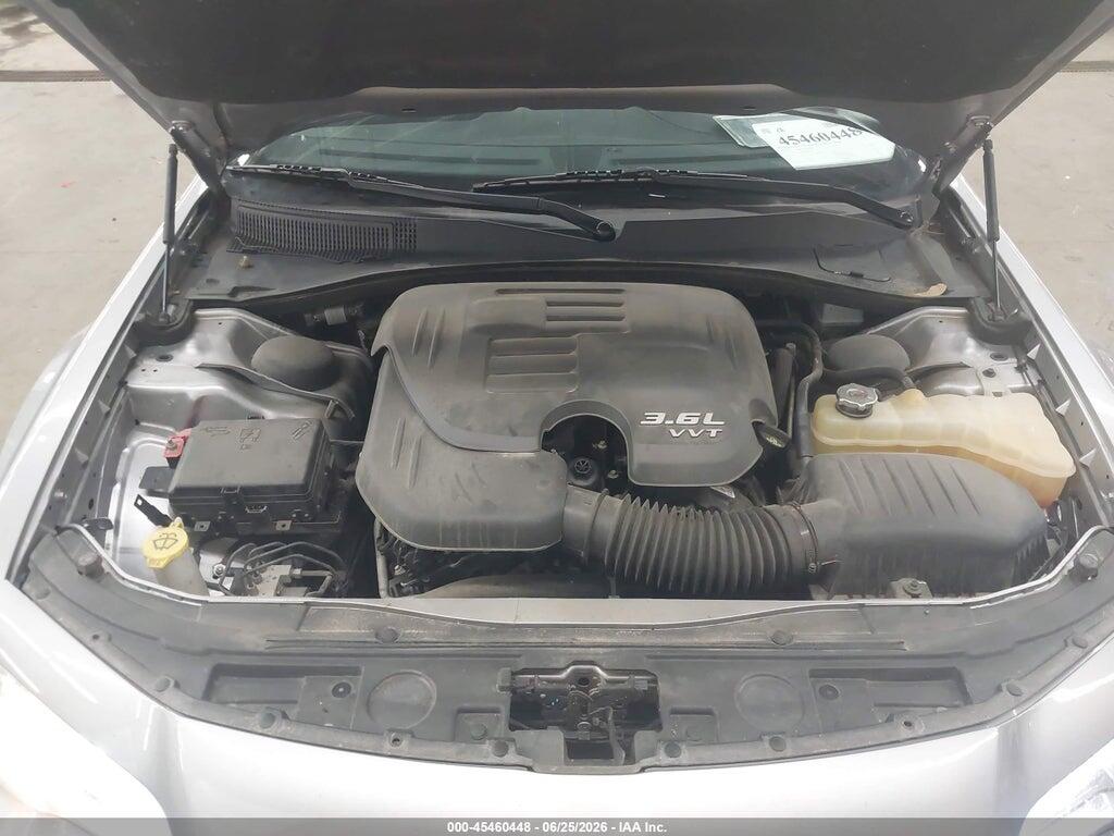 2C3CCAGG2JH226524 2018 CHRYSLER 300 photo no. 10