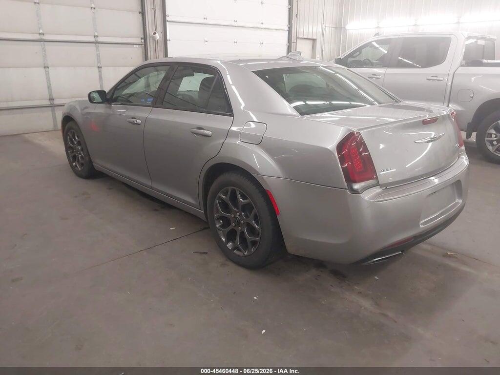 2C3CCAGG2JH226524 2018 CHRYSLER 300 photo no. 3