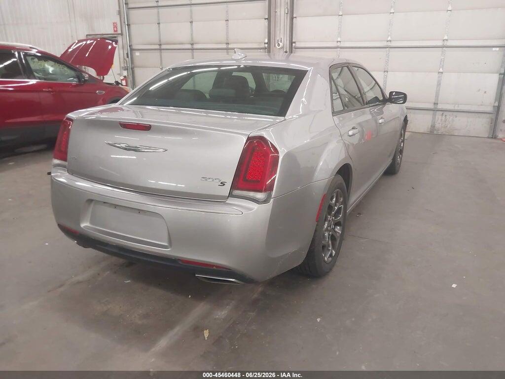 2C3CCAGG2JH226524 2018 CHRYSLER 300 photo no. 4