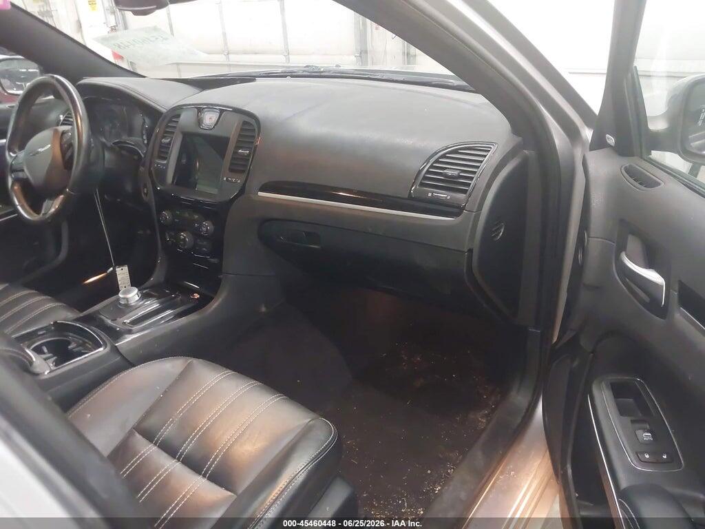 2C3CCAGG2JH226524 2018 CHRYSLER 300 photo no. 5