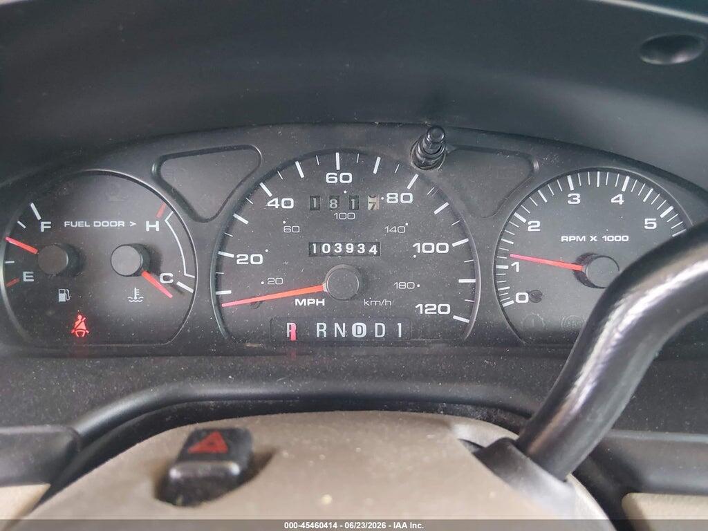1MEFM50U92G602368 2002 MERCURY SABLE photo no. 7