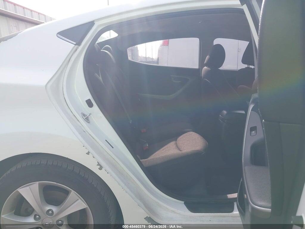 5NPDH4AE6GH784967 2016 HYUNDAI ELANTRA photo no. 8