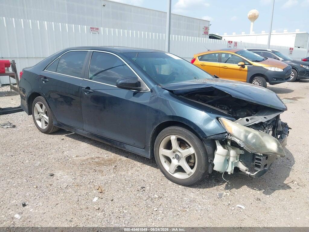 4T1BF1FK3EU848682 2014 TOYOTA CAMRY photo no. 1