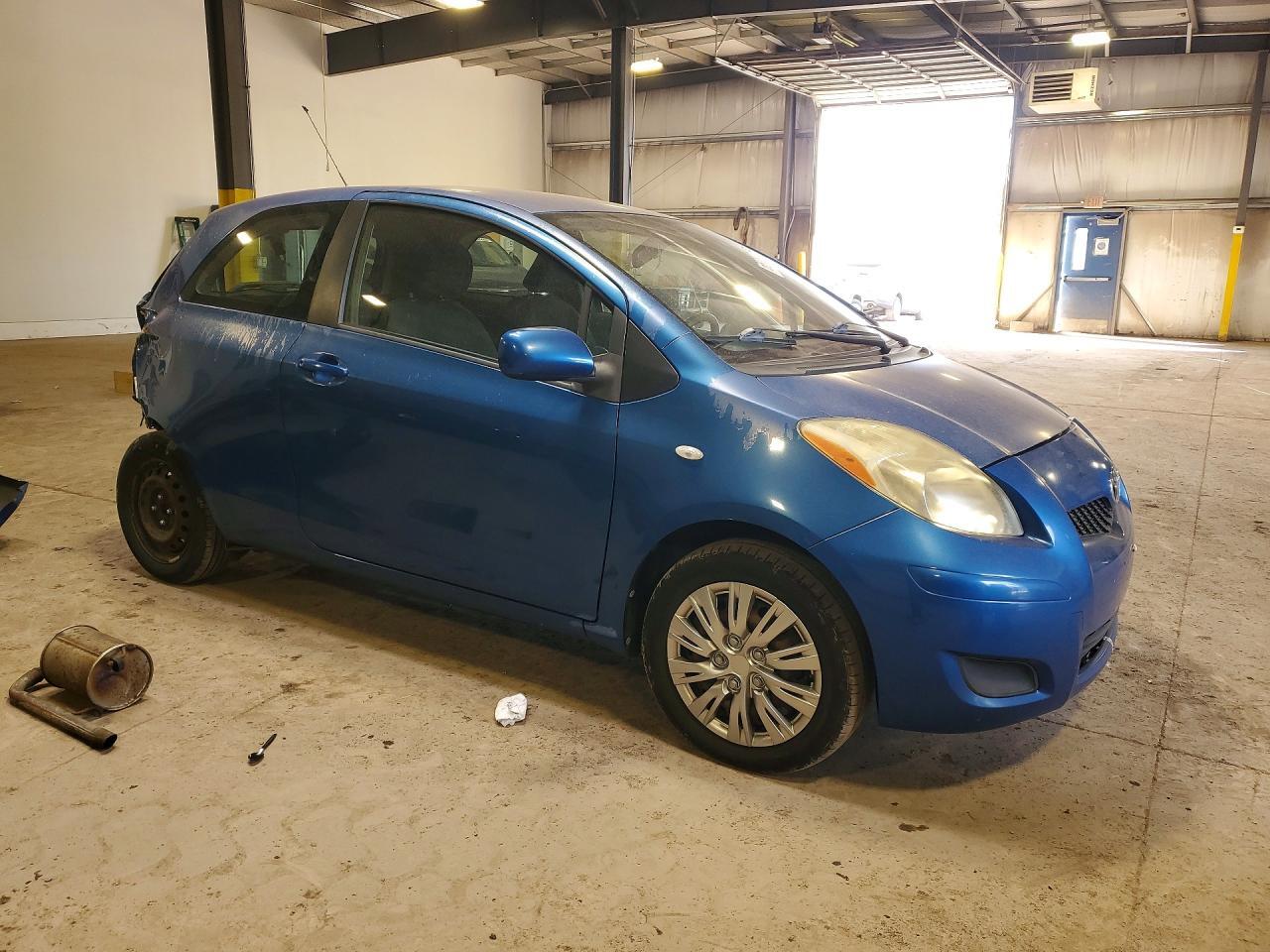 2010 TOYOTA YARIS BASE — Фото 4 из 13