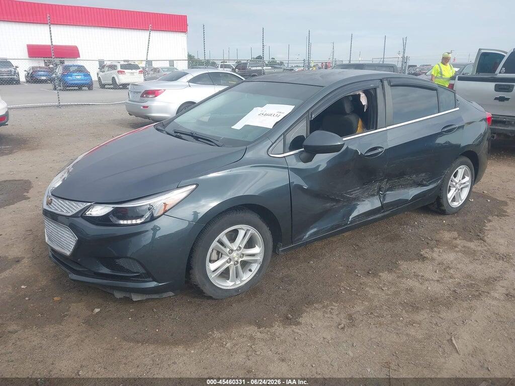 1G1BE5SM1J7115408 2018 CHEVROLET CRUZE photo no. 2