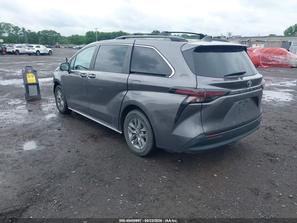 5TDKRKEC0PS140537 2023 TOYOTA SIENNA photo no. 3