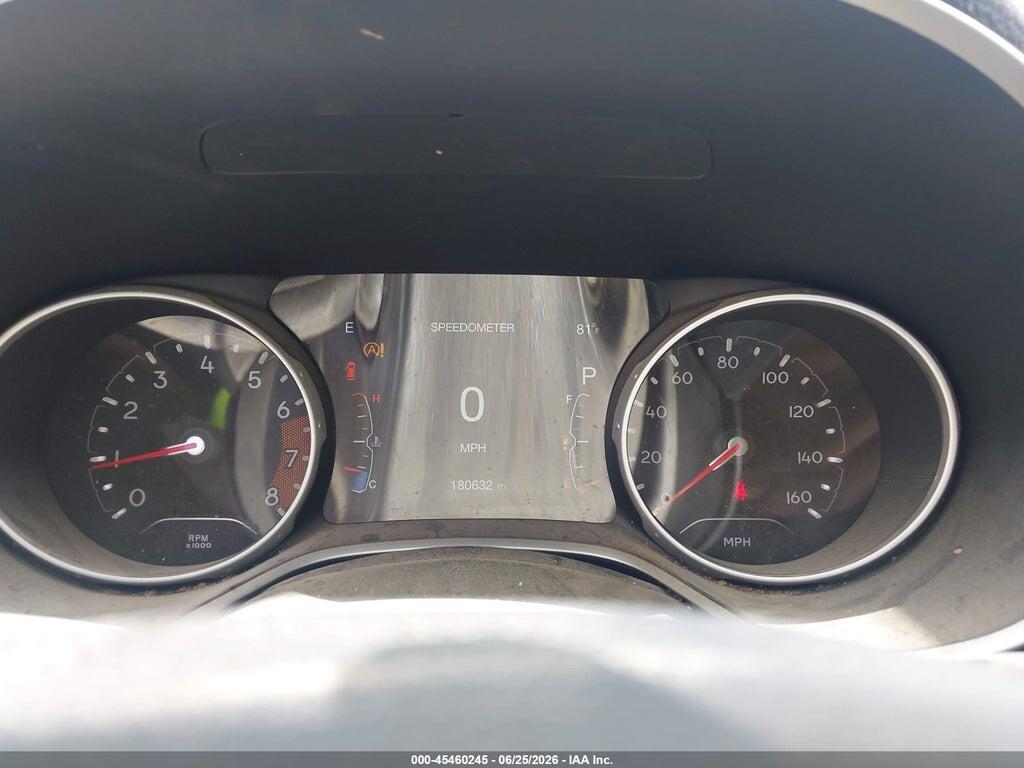 3C4NJDCB6KT723364 2019 JEEP COMPASS photo no. 7