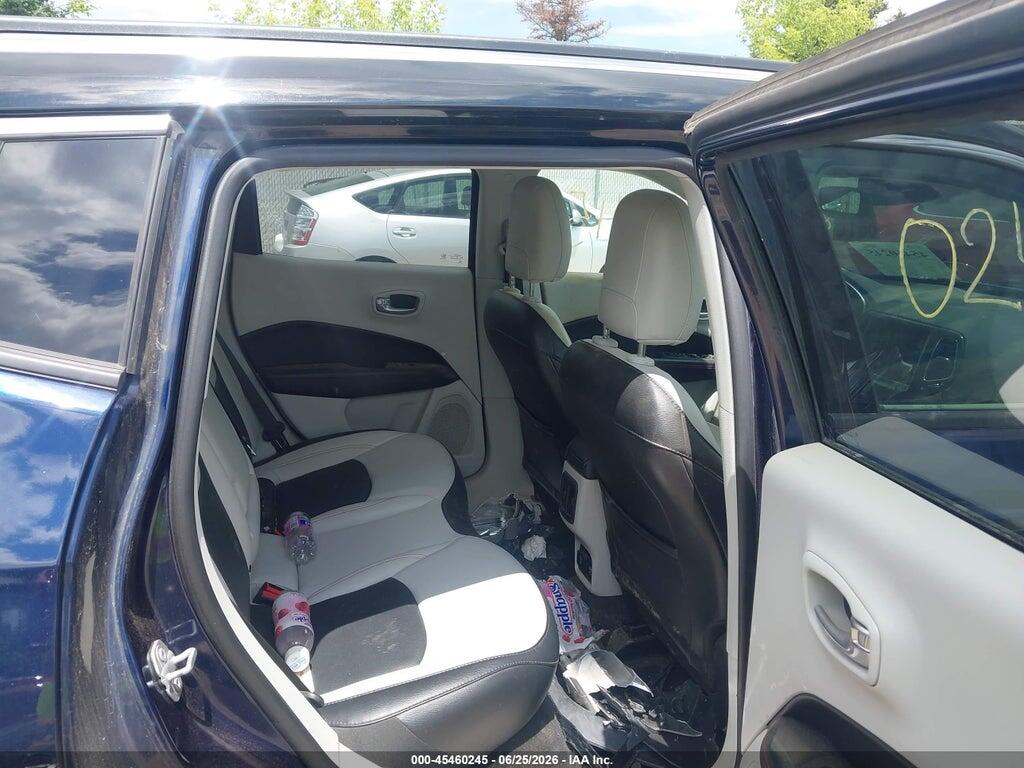 3C4NJDCB6KT723364 2019 JEEP COMPASS photo no. 8