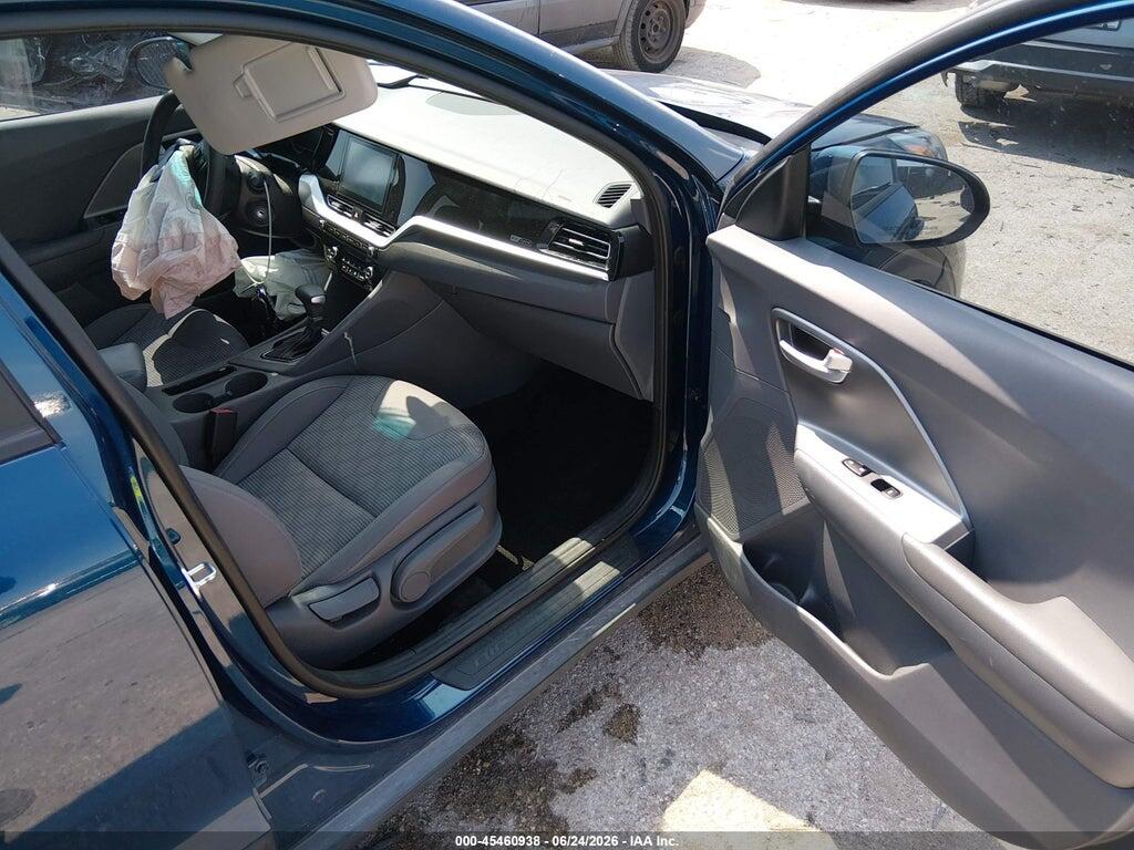 KNDCB3LC2N5505952 2022 KIA NIRO photo no. 5