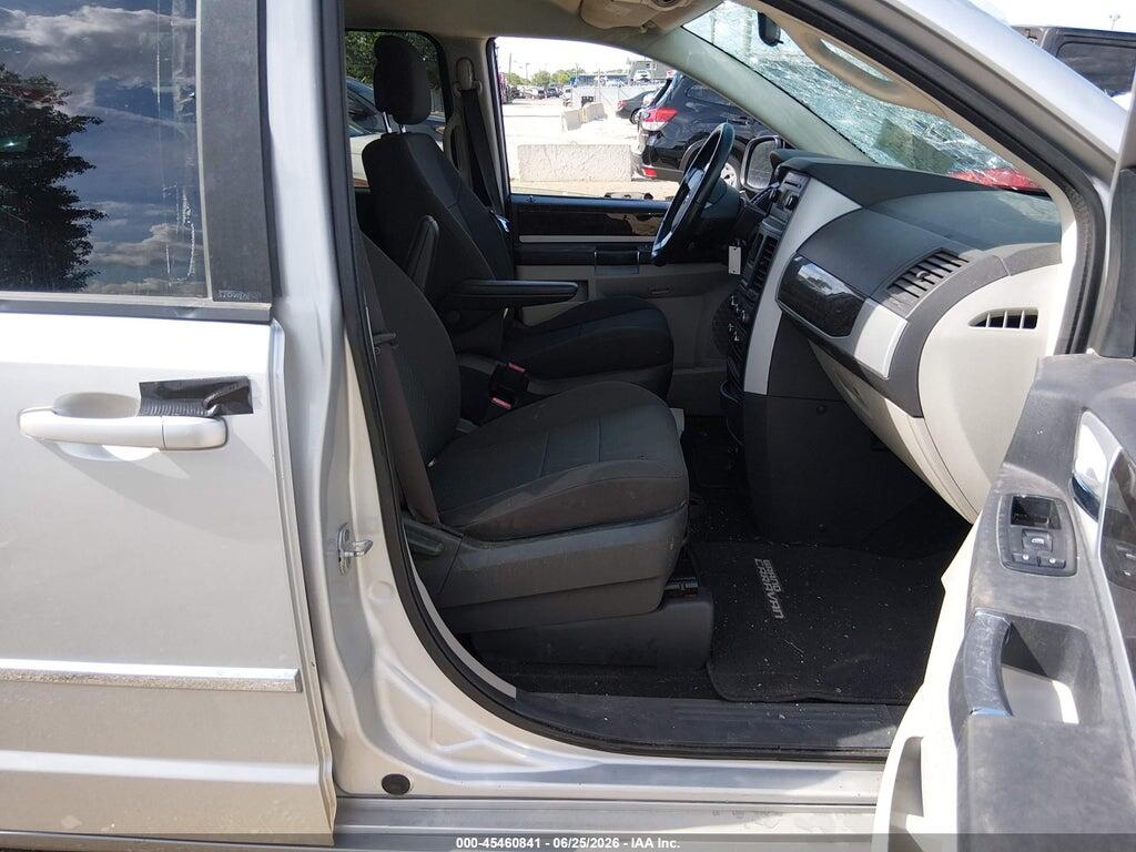 2D4RN5D16AR370324 2010 DODGE GRAND CARAVAN photo no. 5