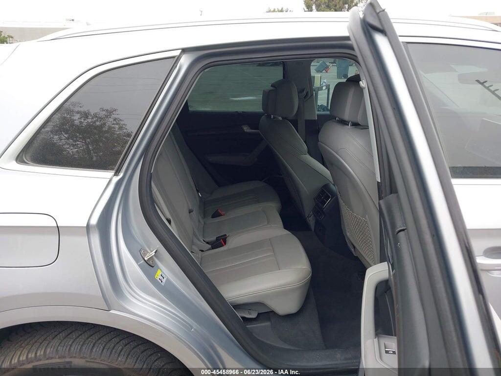 WA1BNAFY5J2076732 2018 AUDI Q5 photo no. 8