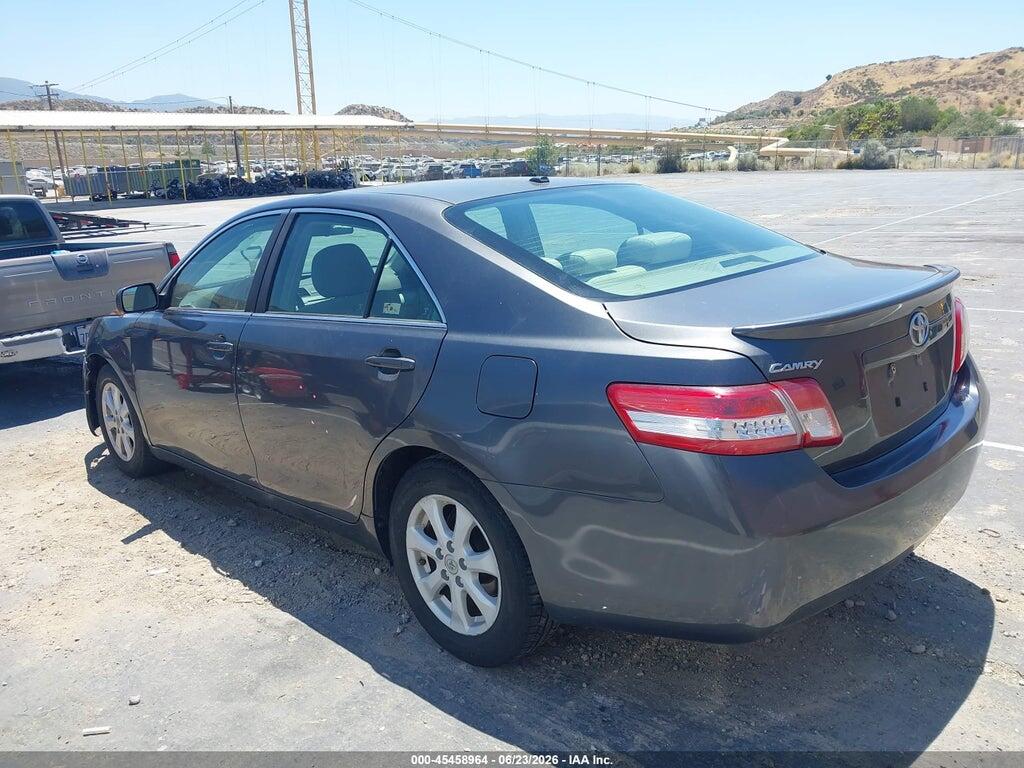 4T1BF3EK7BU759609 2011 TOYOTA CAMRY photo no. 3