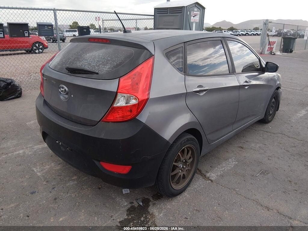 KMHCT5AE9HU301006 2017 HYUNDAI ACCENT photo no. 4