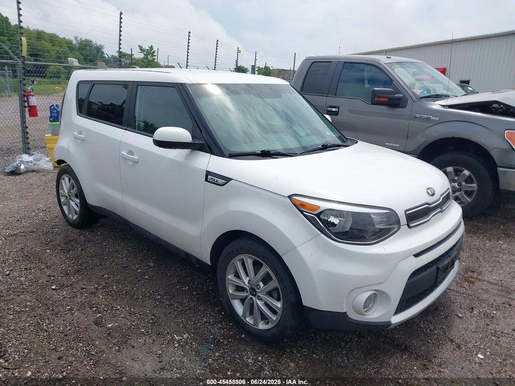 KNDJP3A58J7505076 2018 KIA SOUL photo no. 1
