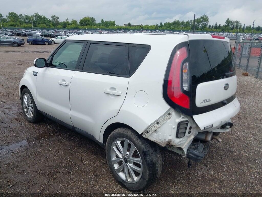 KNDJP3A58J7505076 2018 KIA SOUL photo no. 3