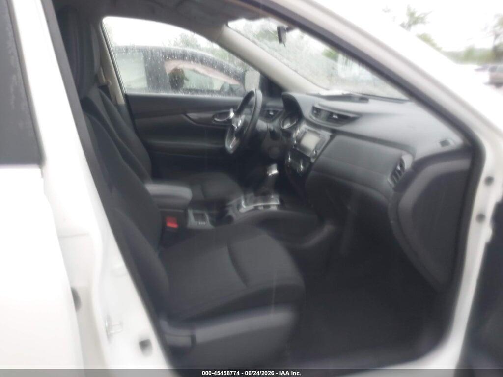 KNMAT2MV0JP594014 2018 NISSAN ROGUE photo no. 5