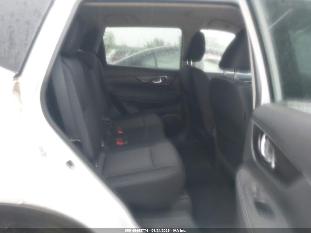 KNMAT2MV0JP594014 2018 NISSAN ROGUE photo no. 8