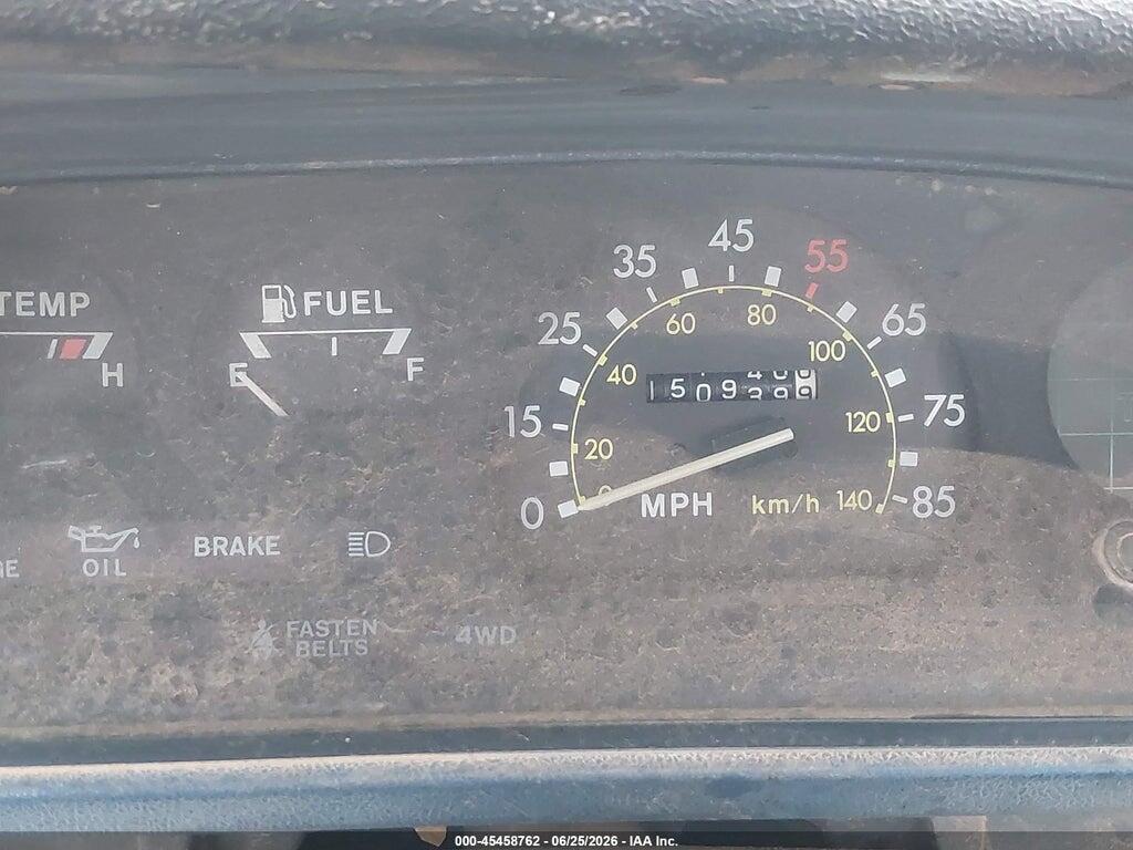 JT4RN38D7C0029971 1982 TOYOTA PICKUP photo no. 7