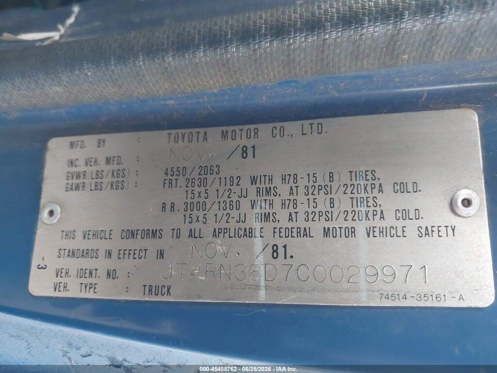 JT4RN38D7C0029971 1982 TOYOTA PICKUP photo no. 9