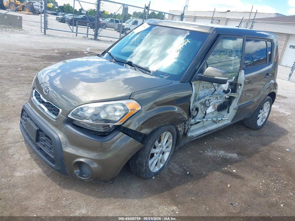 KNDJT2A63C7368341 2012 KIA SOUL photo no. 2