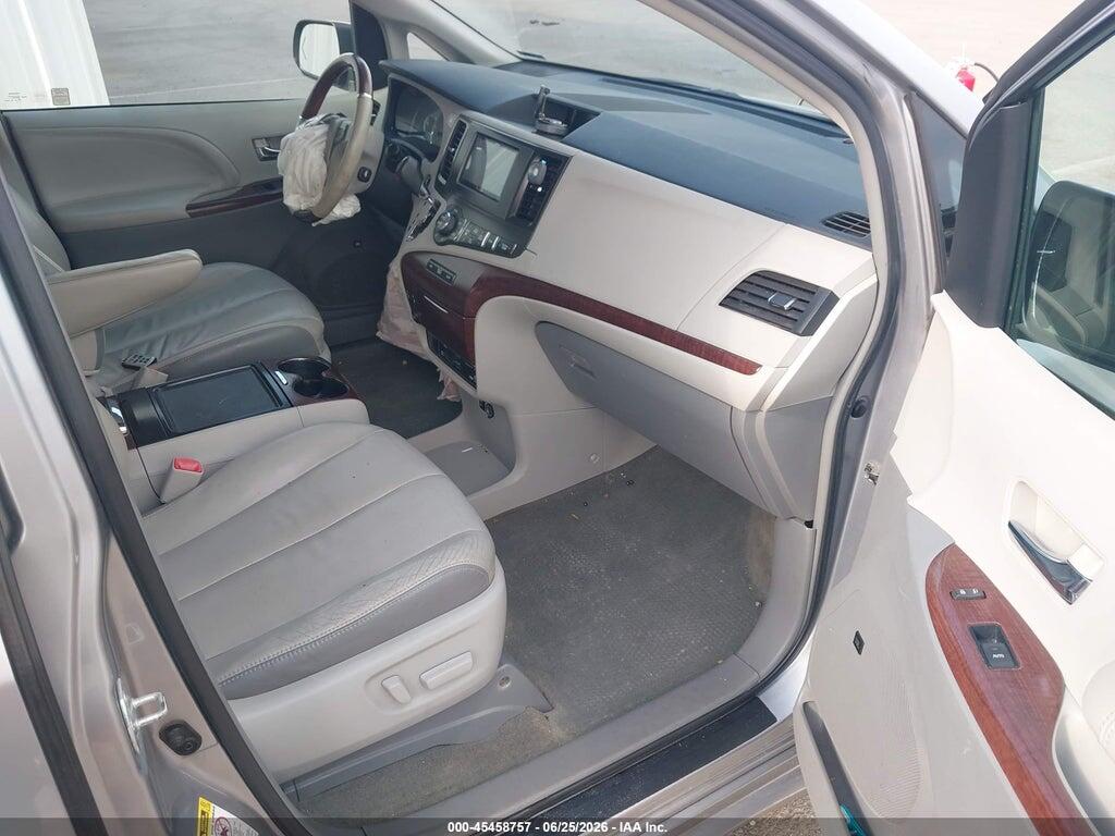 5TDYK3DC9CS241060 2012 TOYOTA SIENNA photo no. 5