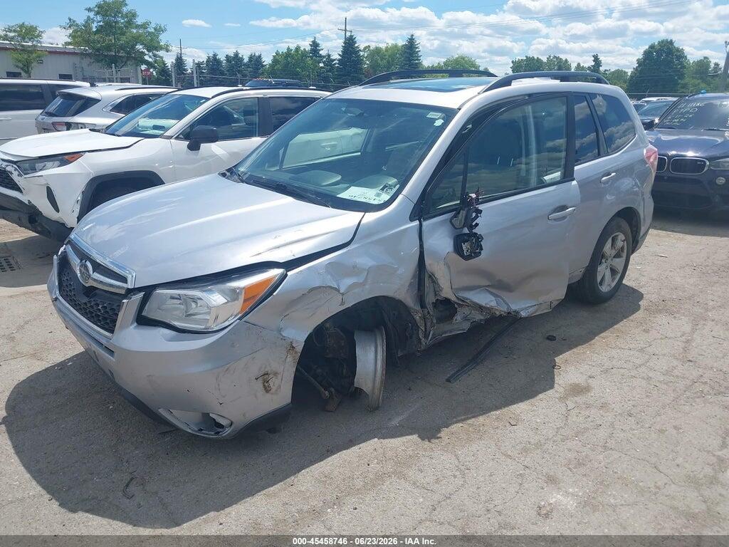 JF2SJADC0GH538680 2016 SUBARU FORESTER photo no. 2