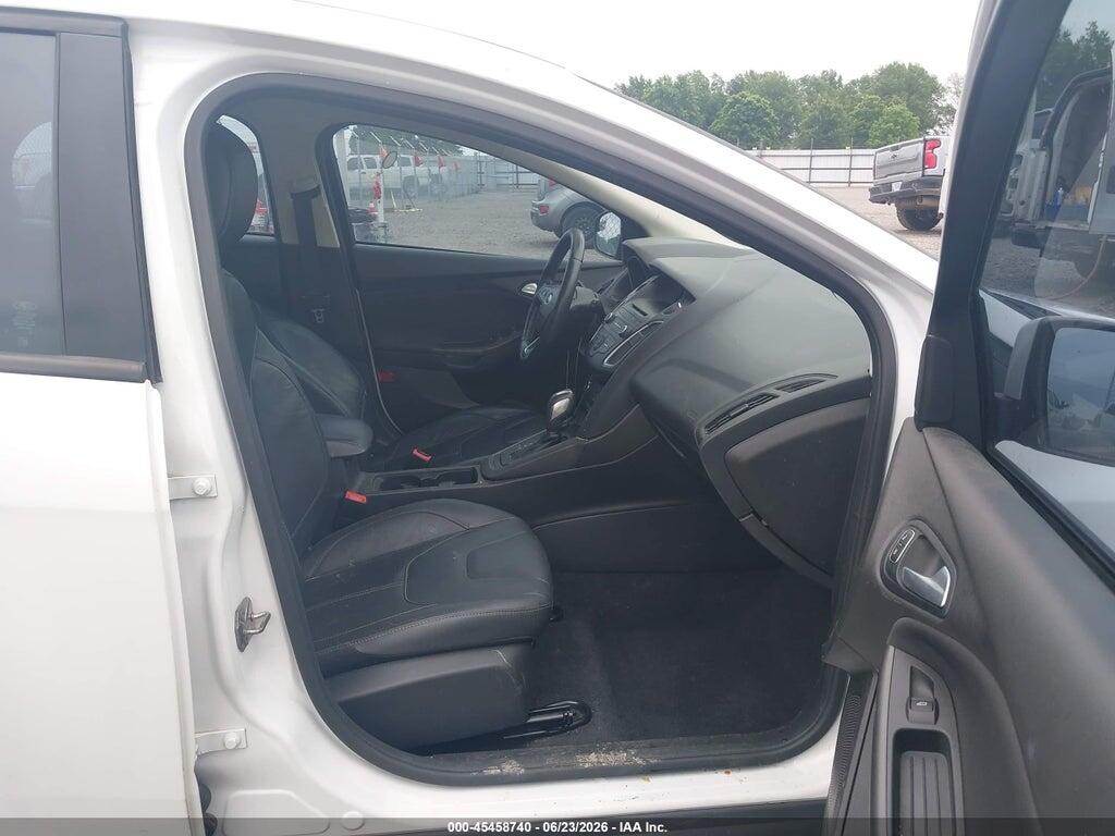 1FADP3K22GL342934 2016 FORD FOCUS photo no. 5